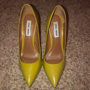 Dark Yellow Steve Madden Pumps